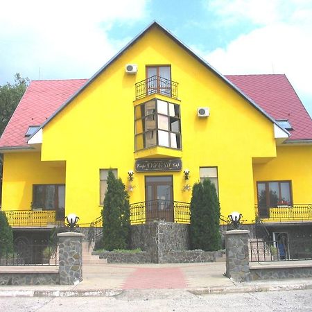 Duet Hotel Ungvár Kültér fotó
