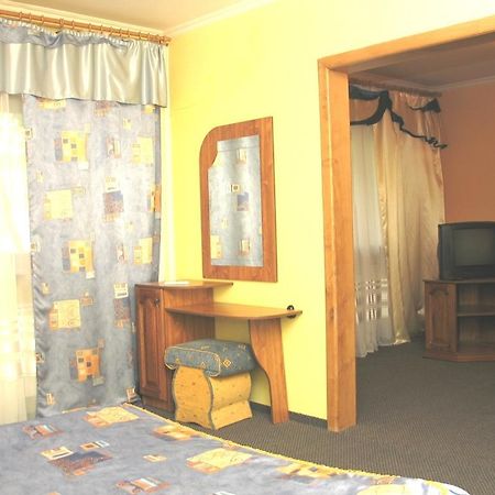 Duet Hotel Ungvár Kültér fotó